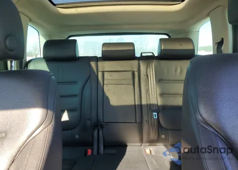 2016 Volkswagen Touareg Sport z USA, uszkodzony, nr VIN WVGEF9BP0GD010318